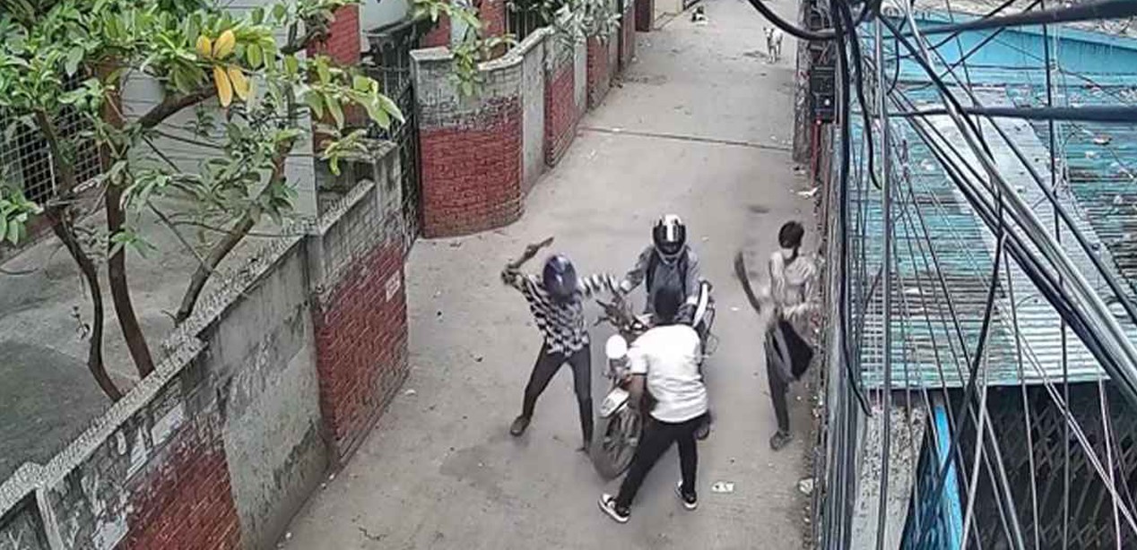 মগবাজারে দিন-দুপুরে দুর্ধর্ষ ছিনতাইয়ের ঘটনায় মামলা
