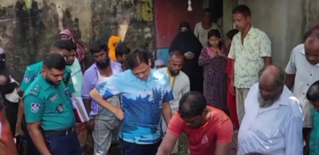 চট্টগ্রামে পুকুর থেকে কিশোরের মরদেহ উদ্ধার