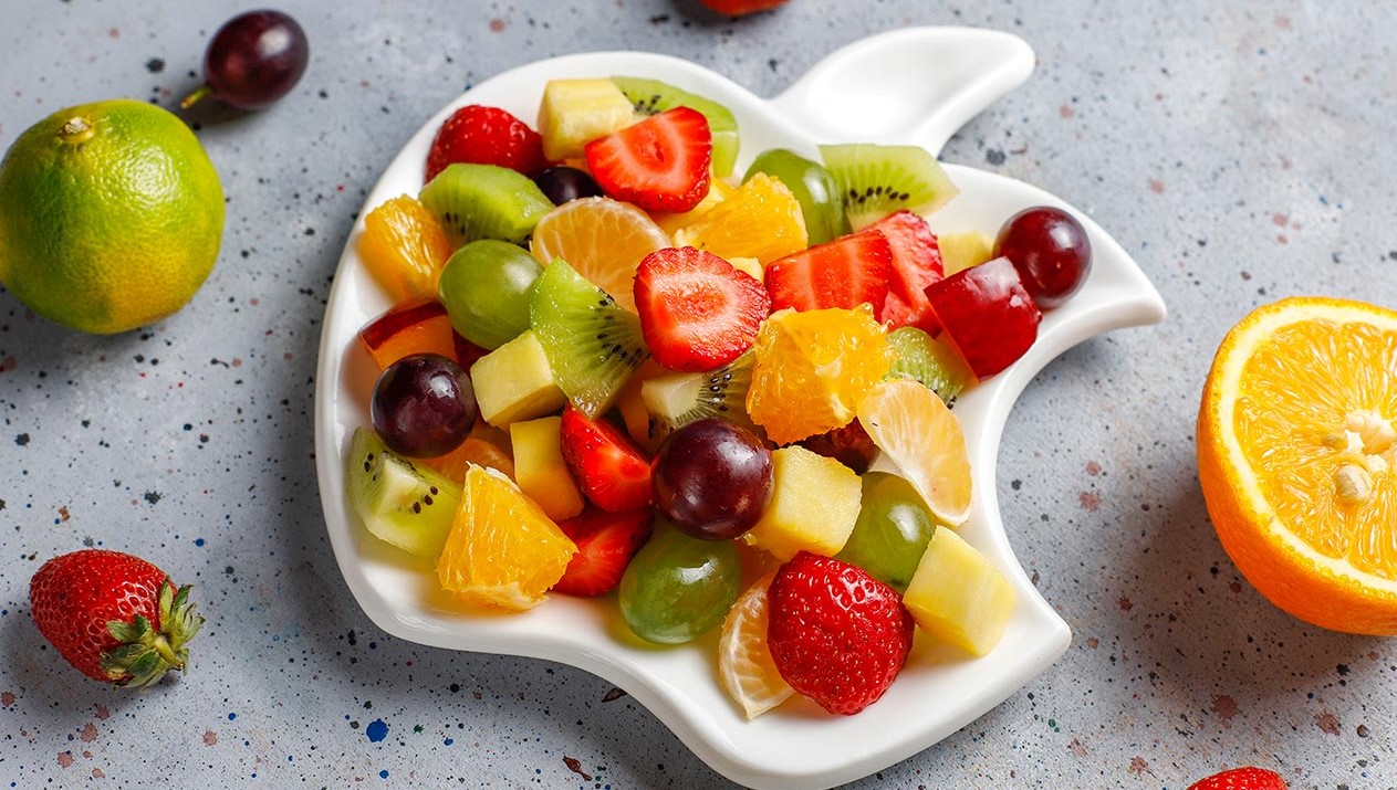 ইফতারে ফলের সালাদ তৈরির রেসিপি