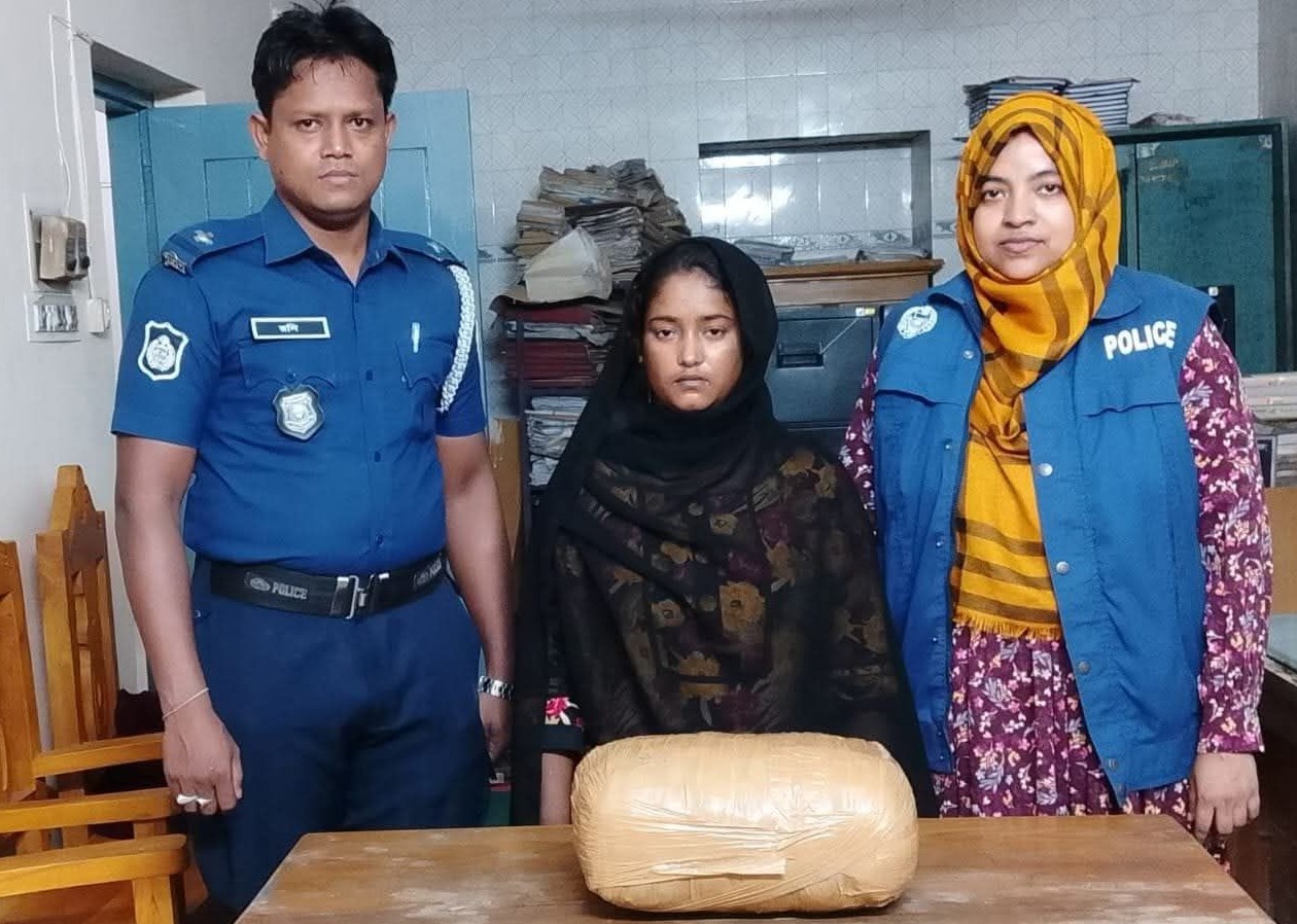 বাঞ্ছারামপুরে গাঁজাসহ নারী আটক