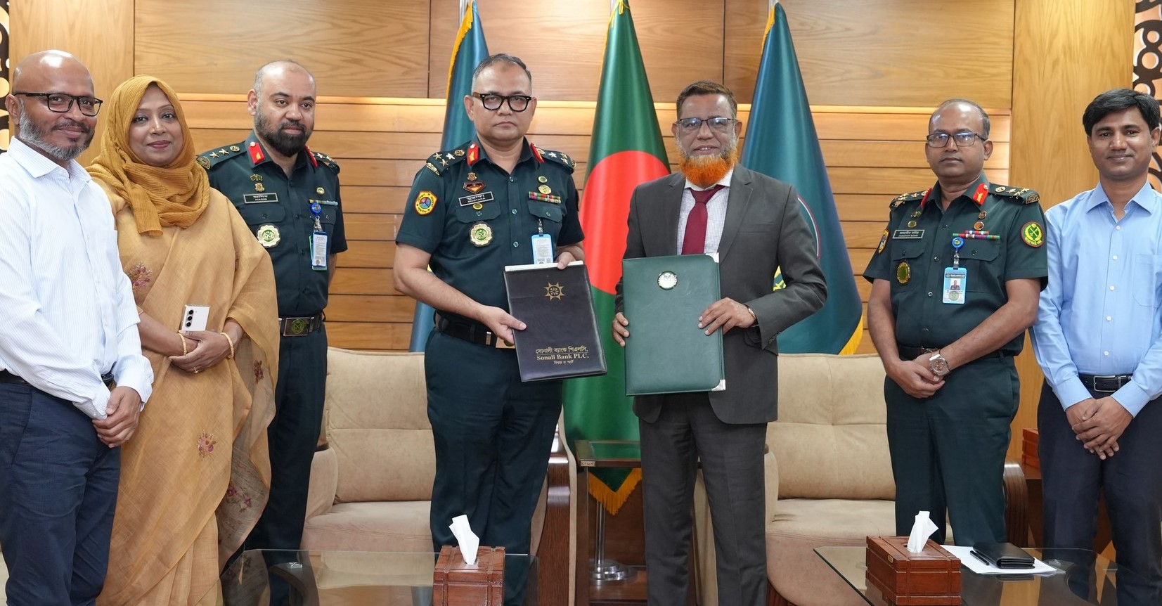 অনলাইনে কারাবন্দিদের সেবার অর্থ ও ফি-চার্জ নেবে সোনালী ব্যাংক