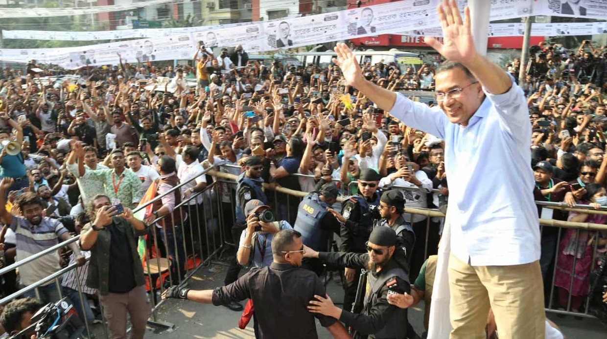 এলাকার সন্তান হিসেবে সবার কাছে ধানের শীষে ভোট চাই