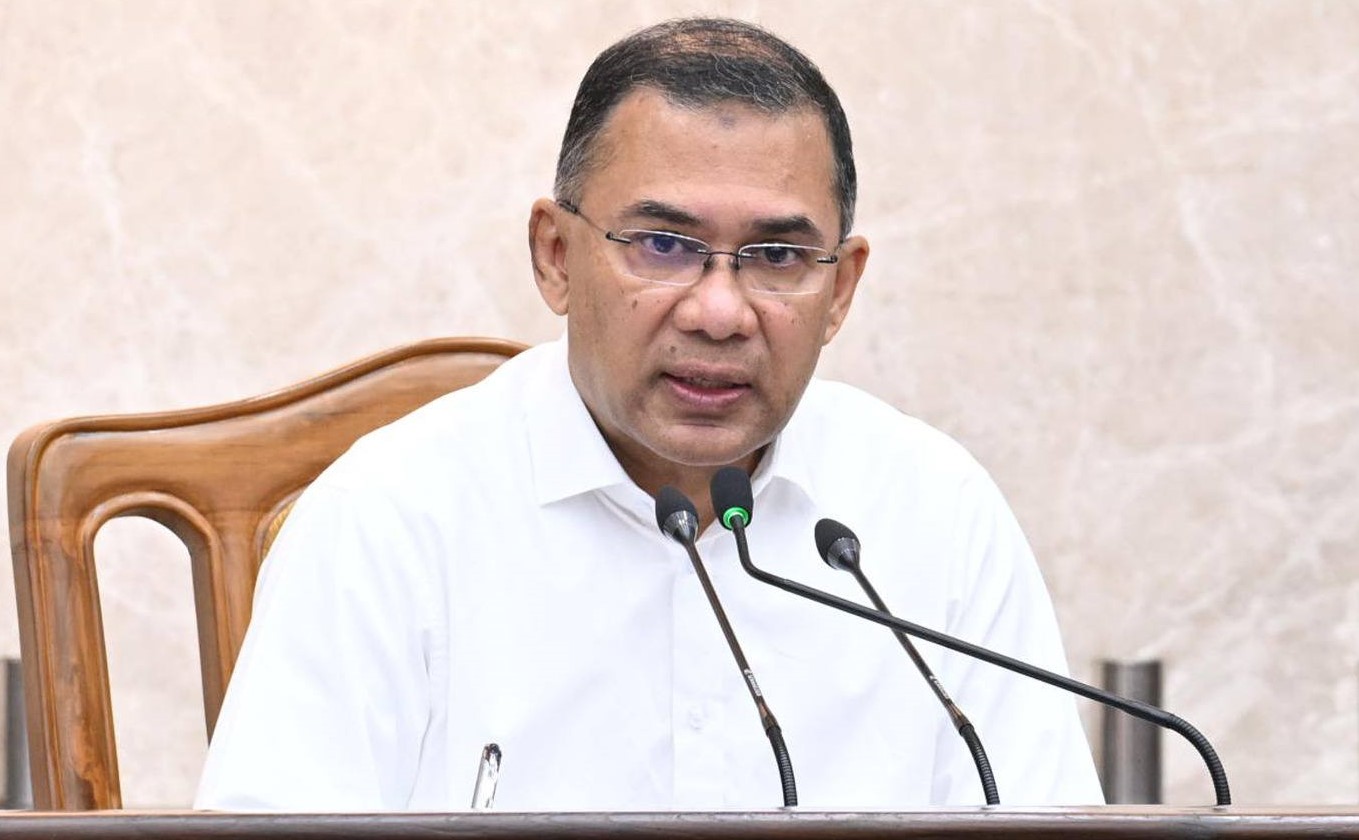 টানা ১৬ ঘণ্টা অফিস করলেন প্রধানমন্ত্রী তারেক রহমান