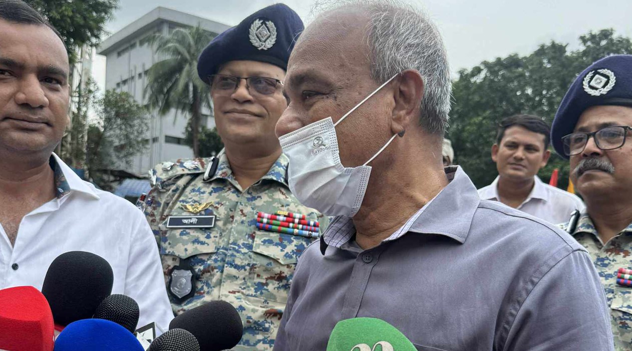 পুলিশের কাছে রাইফেল থাকলেও থাকবে না মারণাস্ত্র