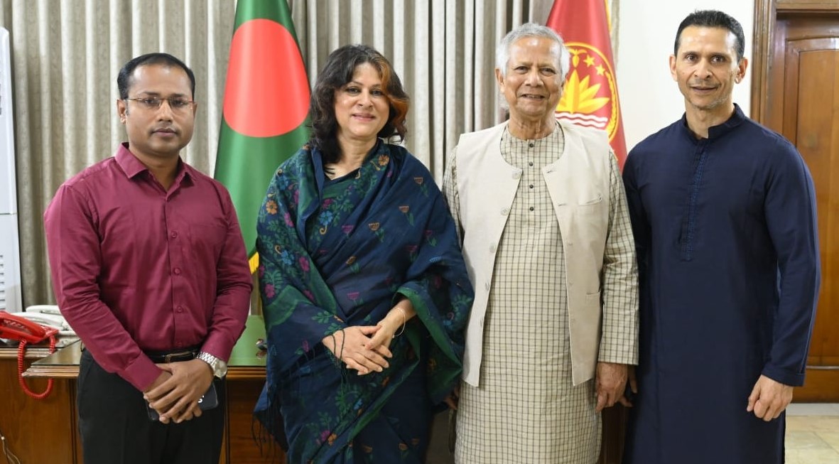 ড. ইউনূসের সঙ্গে সোহেল তাজ-শারমিনের সৌজন্য সাক্ষাৎ