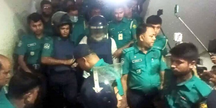 রিমান্ড শেষে কারাগারে সাবেক প্রধান বিচারপতি এবিএম খায়রুল হক