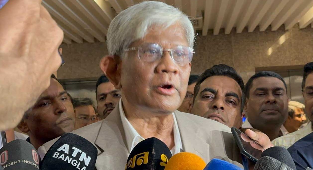 দেশের অর্থনীতি স্বস্তিতে আছে: অর্থ উপদেষ্টা