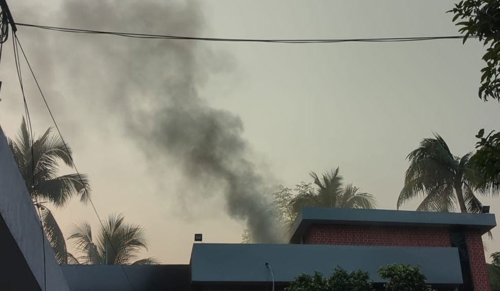 মেহেরপুর পুলিশ সুপারের বাসভবনে আগুন