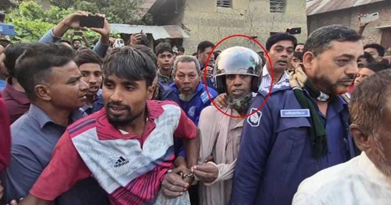 নন্দীগ্রামে স্ত্রীকে কুপিয়ে হত্যা, স্বামী আটক