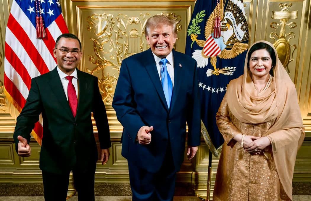 ট্রাম্প-প্রধানমন্ত্রীর ছবি নিয়ে অপপ্রচার চলছে: প্রেস উইং