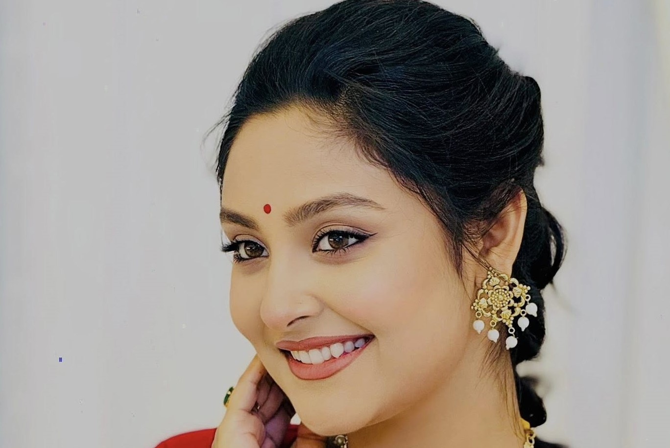 গরমে ত্বকের যত্ন নিতে পারেন ঘরে বসেই