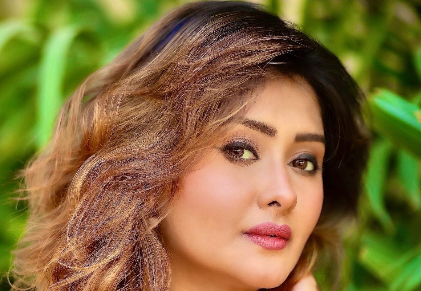 ঘন চুল পেতে প্রতিদিন খেতে পারেন যে ৩ খাবার