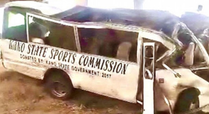 নাইজেরিয়ায় ভয়াবহ বাস দুর্ঘটনা, নিহত ২১ ক্রীড়াবিদ