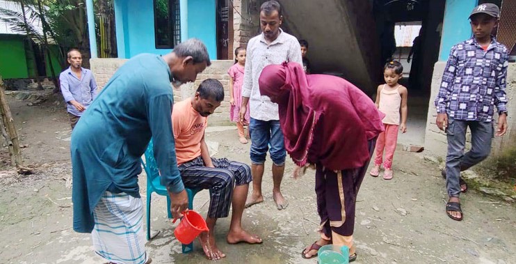 ওমানে গিয়ে মানসিক ভারসাম্যহীন সুমন বাড়ি ফিরলেন