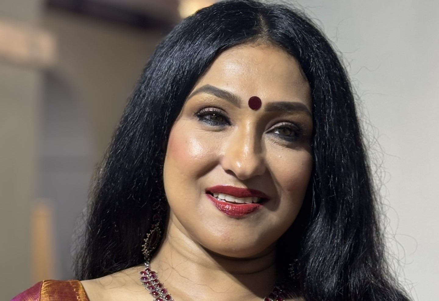 বাবা চাইতেন না আমি নায়িকা হই: ঋতুপর্ণা