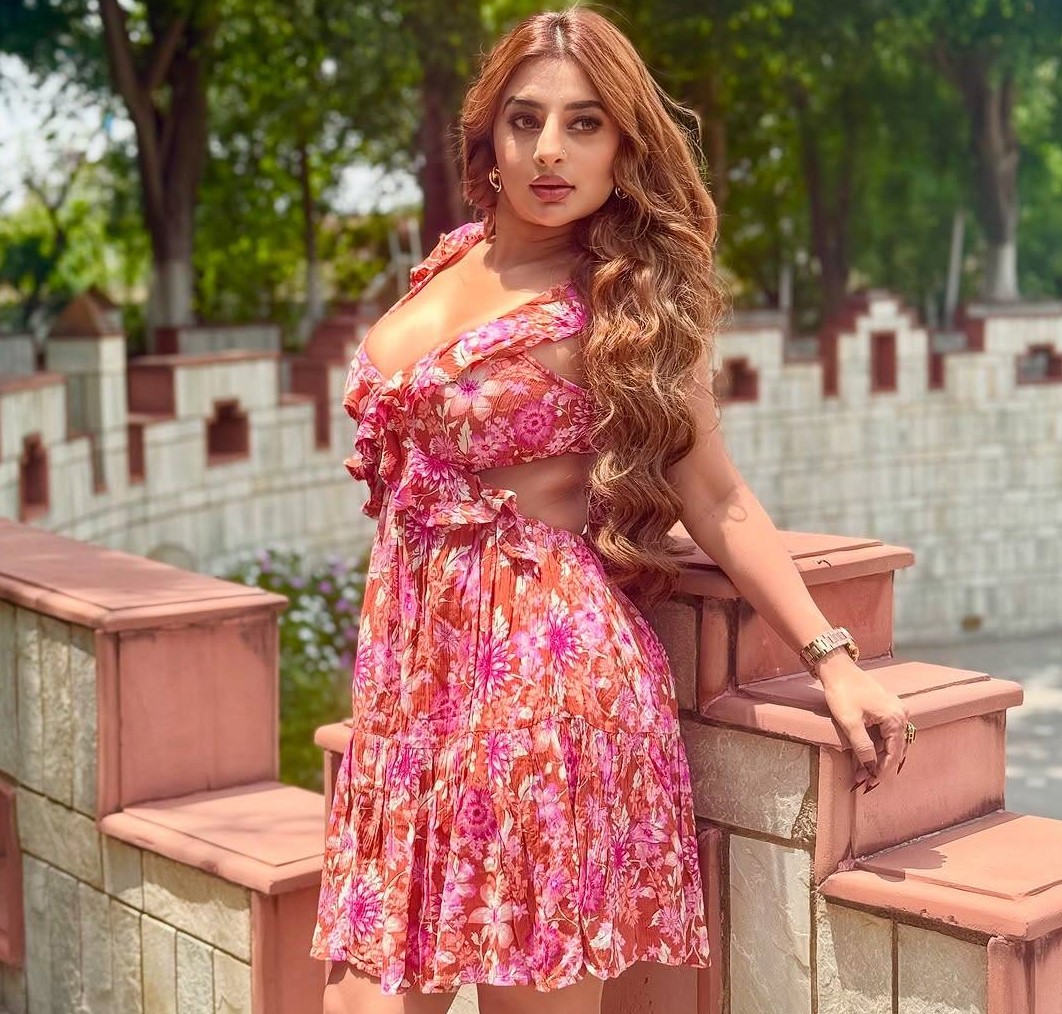 কালার করা চুলের যত্ন নেবেন যেভাবে