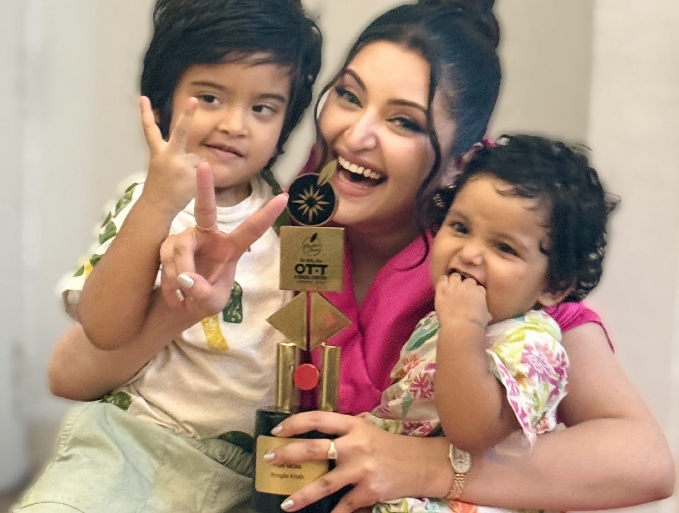 দোয়া করি এই সুখে কারো নজর না লাগে: পরীমণি