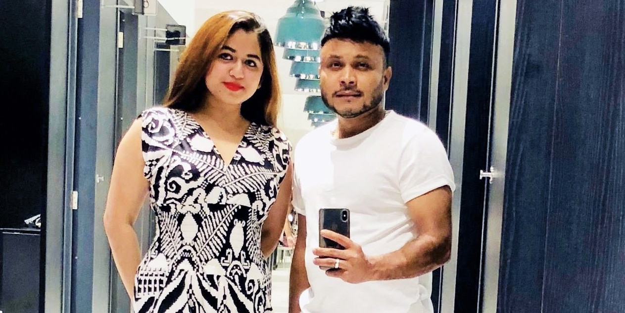 শুভর সঙ্গে মালয়েশিয়া ঘুরছেন অন্তরা!