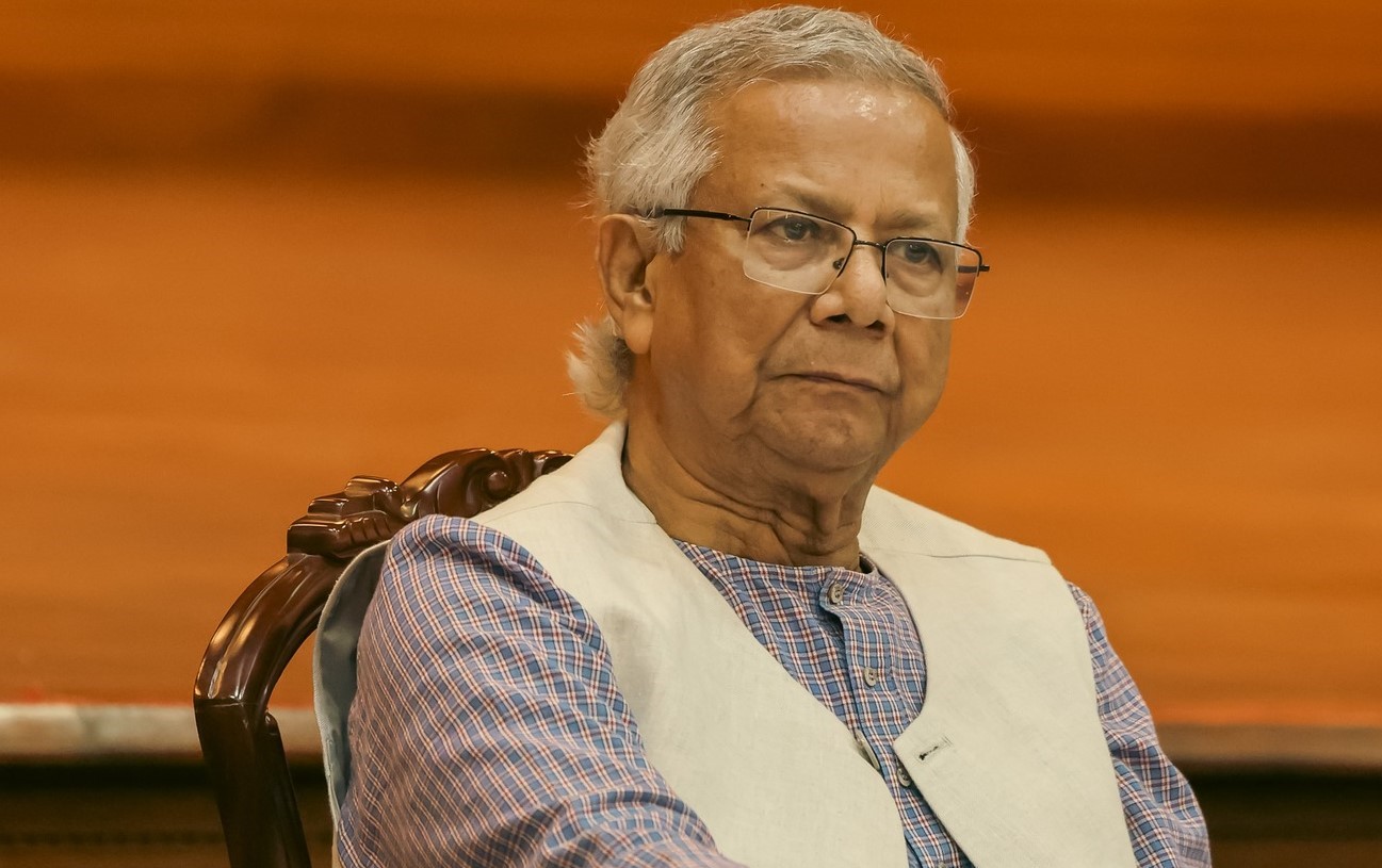 এমন মানুষও আছেন যারা বলছেন ৫ বছর থাকুন, ১০ বছর থাকুন ৫০ বছর থাকুন