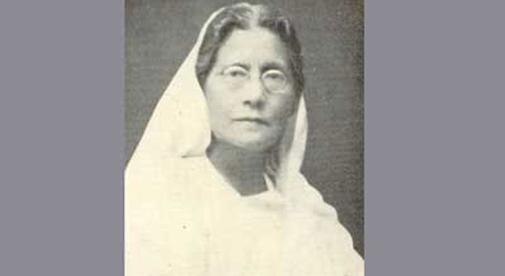 কবি কামিনী রায়ের জন্মদিন আজ