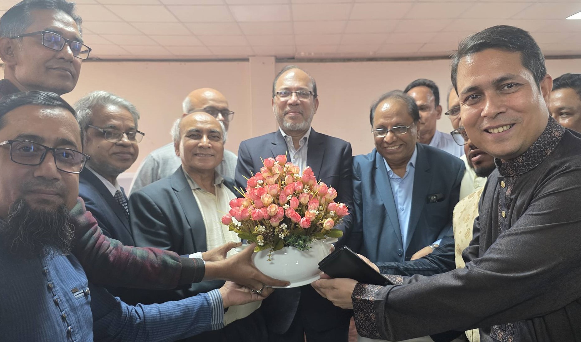 রাজধানীতে নিউ হোস্টেল এলামনাই কমিটির প্রস্তুতি সভা অনুষ্ঠিত