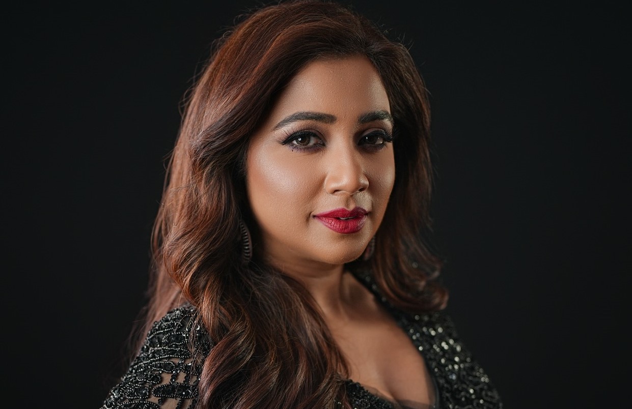 চোখের দৃষ্টি ভালো রাখতে যে ৫ খাবার খাবেন