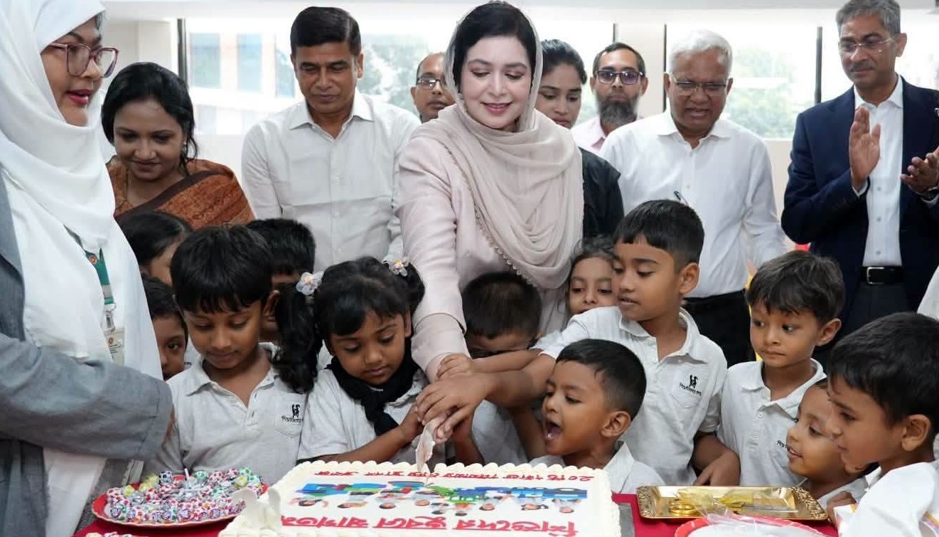 ডে কেয়ার সেন্টার দেশের ভবিষ্যৎ গঠনের অন্যতম ভিত্তি: জুবাইদা রহমান