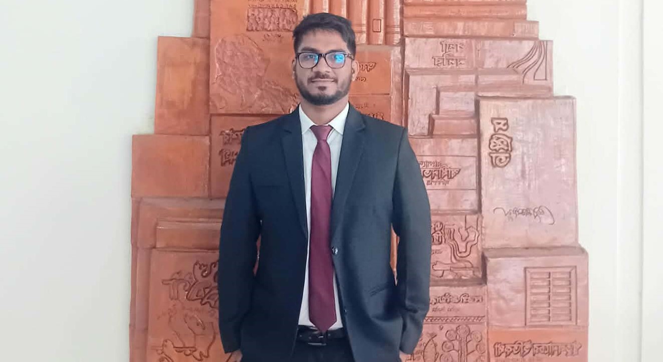 বিসিএস ক্যাডারের স্বপ্ন পূরণ করলেন নবীনগরের আব্দুল করিম