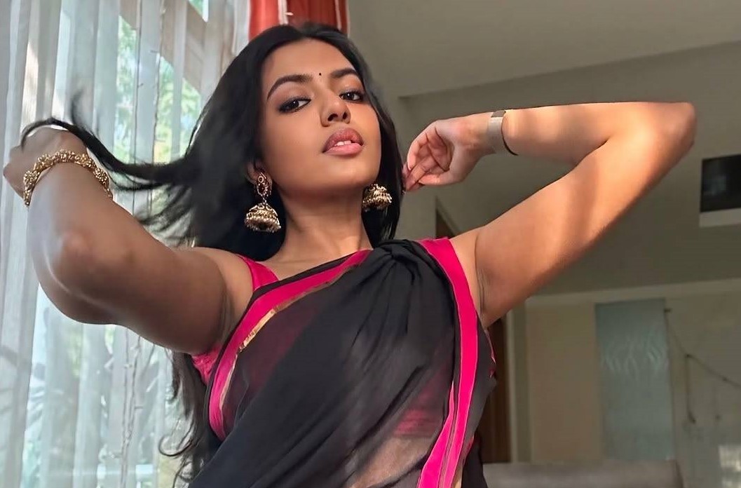 চুল পড়া বন্ধ করতে যা খাবেন