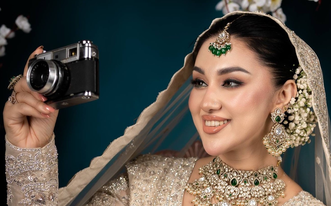 ইন্ডাস্ট্রিটা ডাস্টবিন, নোংরামি শুরু হয়েছে: অপু বিশ্বাস