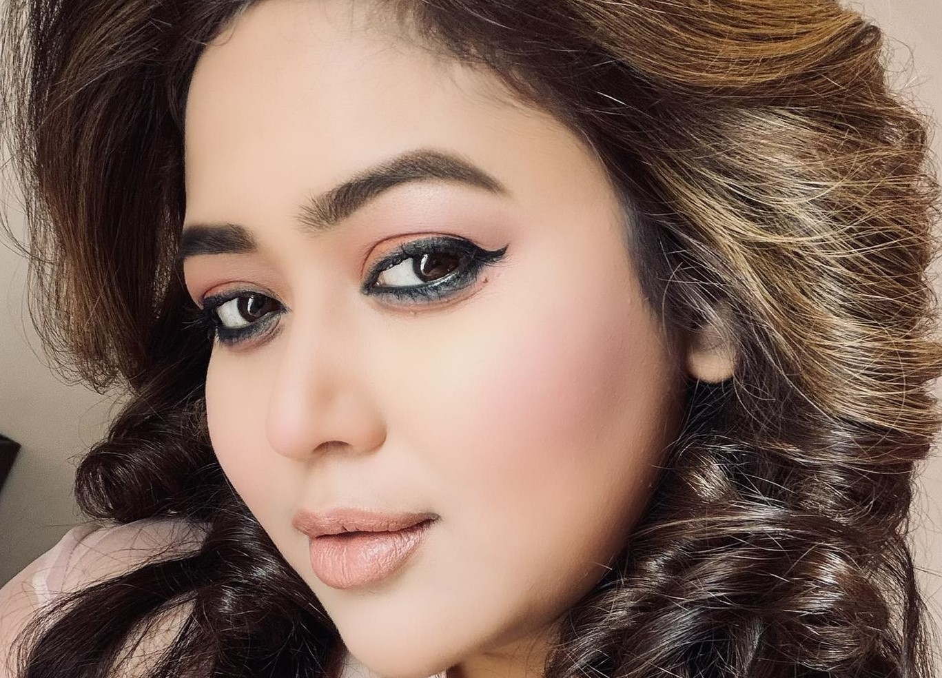 ফের আলোচনায় ‘আলো আসবেই’ গ্রুপের ভাবনা