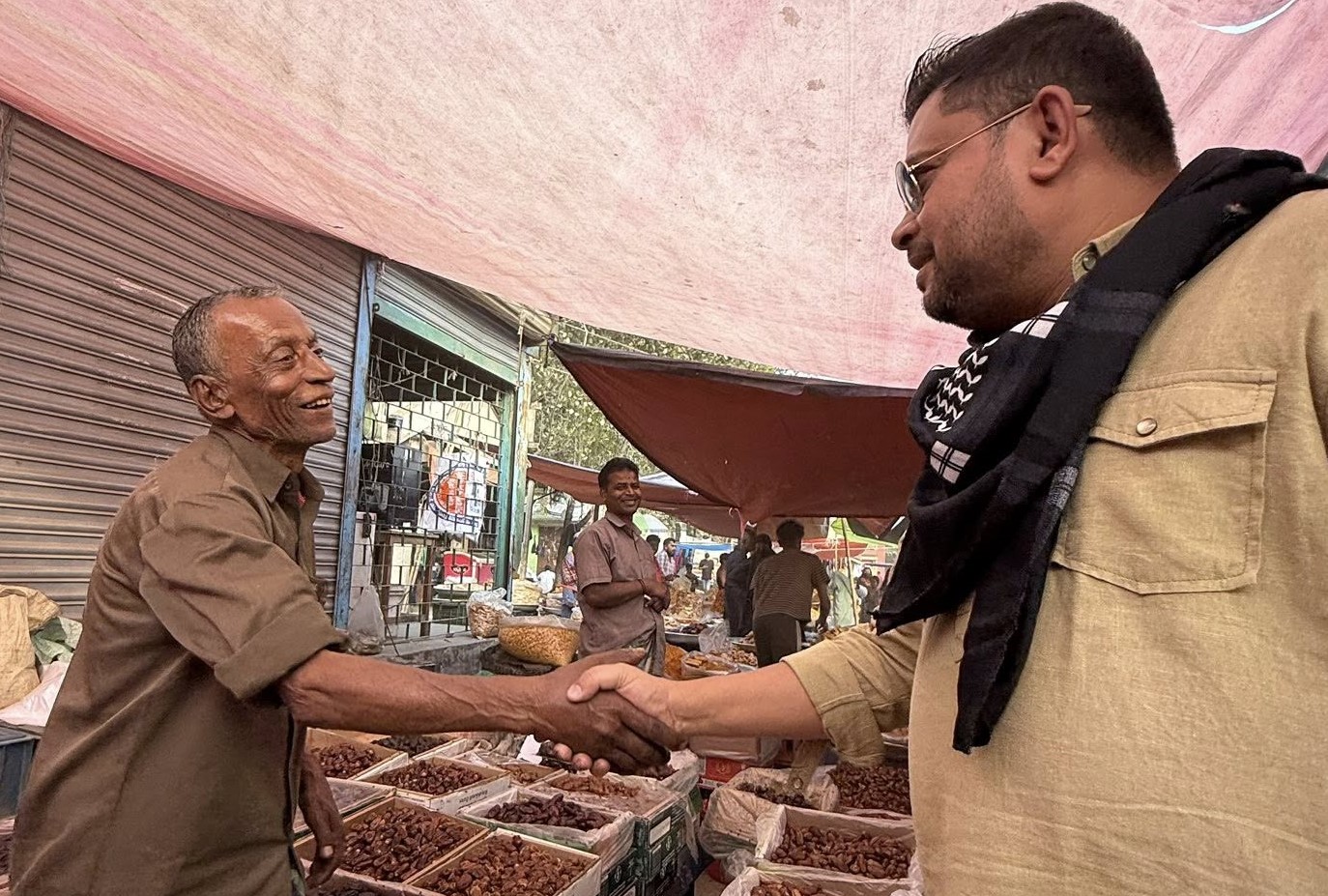 আবু কায়েস সিকদারের নির্বাচনী ইশতেহার ঘোষণা