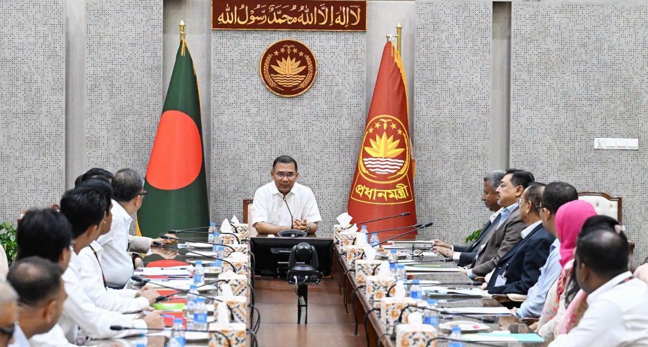 দেশের স্বার্থে সবাইকে দায়িত্বশীল হতে হবে: প্রধানমন্ত্রী