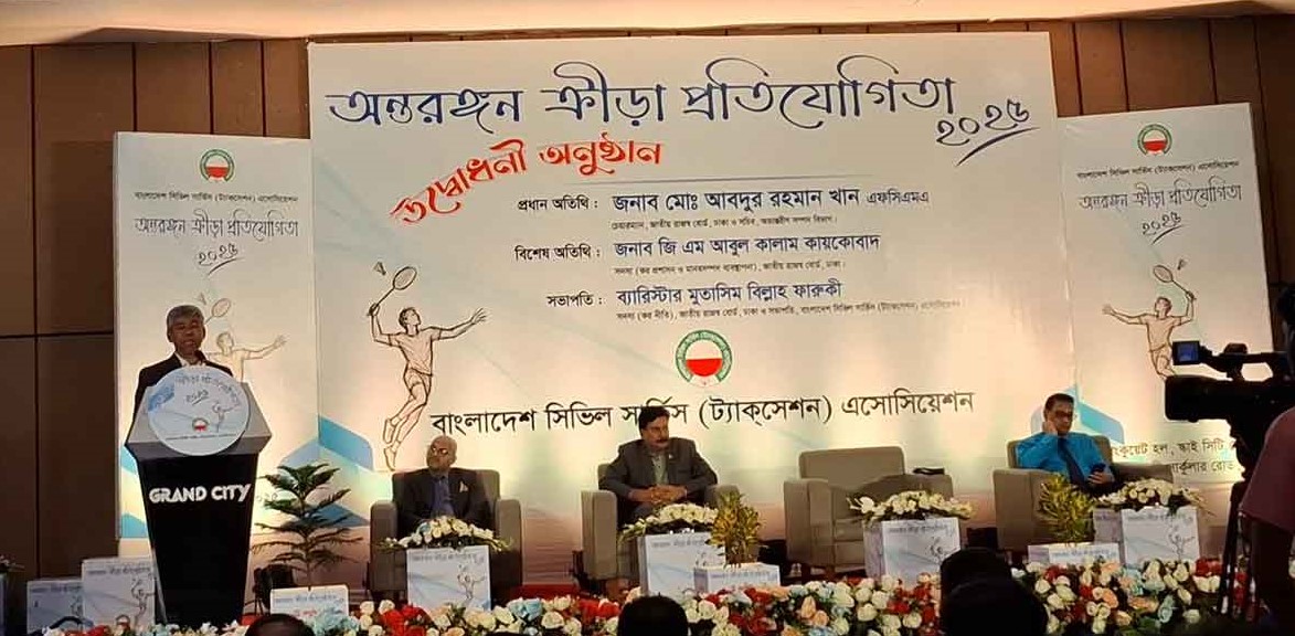 সরকারি বেশিরভাগ কর্মকর্তা-কর্মচারী বেতন থেকে ট্যাক্স কাটেন না