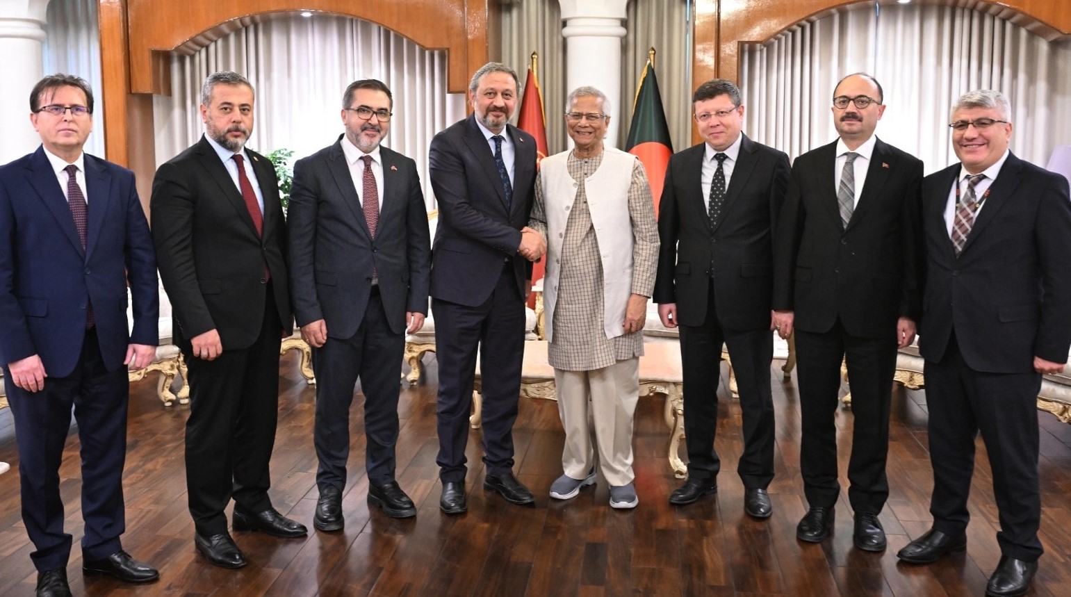 তুর্কি উদ্যোক্তাদের বাংলাদেশে বিনিয়োগের আহ্বান ড. ইউনূসের