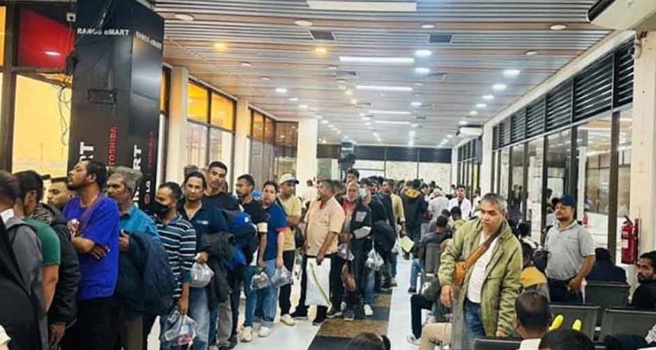 লিবিয়া থেকে ফিরলেন আরও ৩০৯ বাংলাদেশি