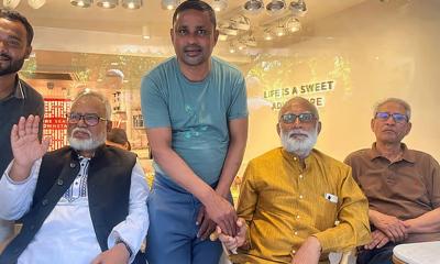 লন্ডনে দেখা গেল সাবেক মন্ত্রী শ ম রেজাউল করিমকে