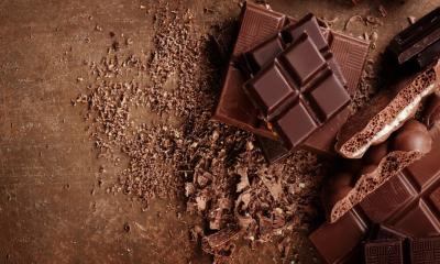 রাতে ডার্ক চকোলেট খেলে কী হয়?