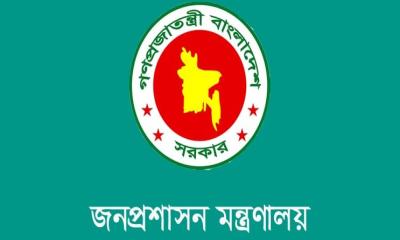 চুক্তির আমলাদের হাতেই প্রশাসন