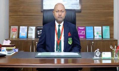 বেরোবির সাবেক ভিসি নাজমুল আহসান কলিমউল্লাহ গ্রেফতার