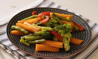 রোজায় সুস্থ থাকতে কী খাবেন