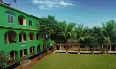 ছাগল খেয়ে জরিমানা দিলেন মাদরাসা শিক্ষকরা
