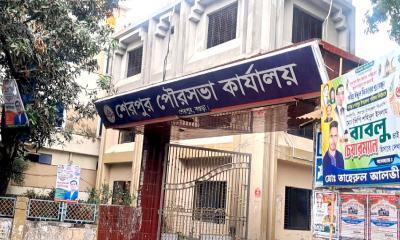 ইজারা না হলেও হাটে খাজনা আদায় বন্ধ নেই