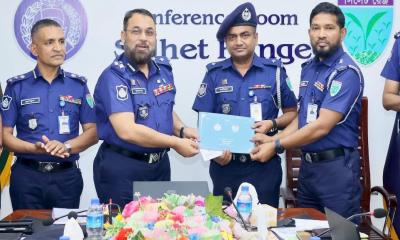 বিভাগে শ্রেষ্ঠ শ্রীমঙ্গল থানার ওসি আমিনুল 