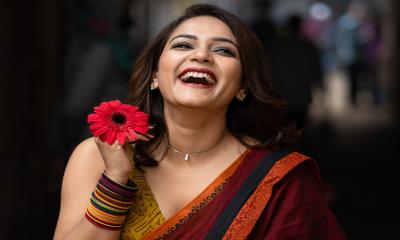 গরমে হালকা সাজ সজ্জায় প্রশান্তি