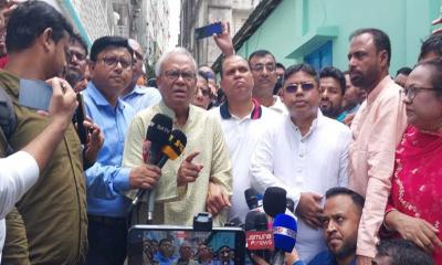 সরকার গায়ের জোরে ইশরাককে মেয়র হতে দিচ্ছে না: রিজভী 