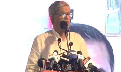 ফ্যাসিস্ট হাসিনা দেশের মানুষের ওপর স্টিমরোলার চালিয়েছে