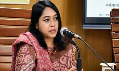 গুজব ও অপতথ্য রোধে গণমাধ্যমকর্মীদের ভূমিকা অপরিহার্য: তথ্য সচিব