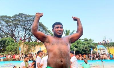 জব্বারের বলীখেলায় আবারও চ্যাম্পিয়ন বাঘা শরীফ