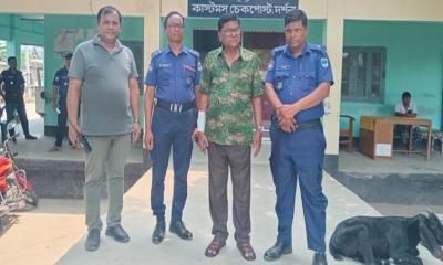 জীবননগরের সাবেক উপজেলা চেয়ারম্যান গ্রেপ্তার